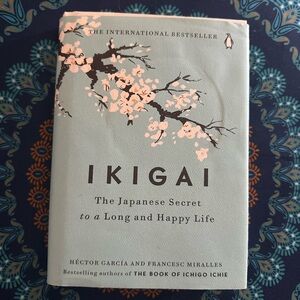 Ikigai Book - The Japanese Secret to a Long and Happy Life - Mint New Condition